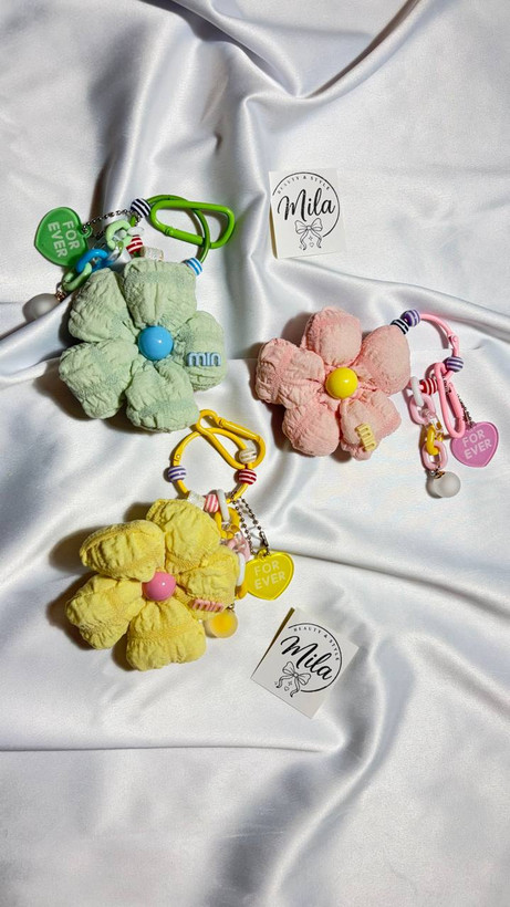 چارم گل پارچه ای رنگی (کد محصول :535)